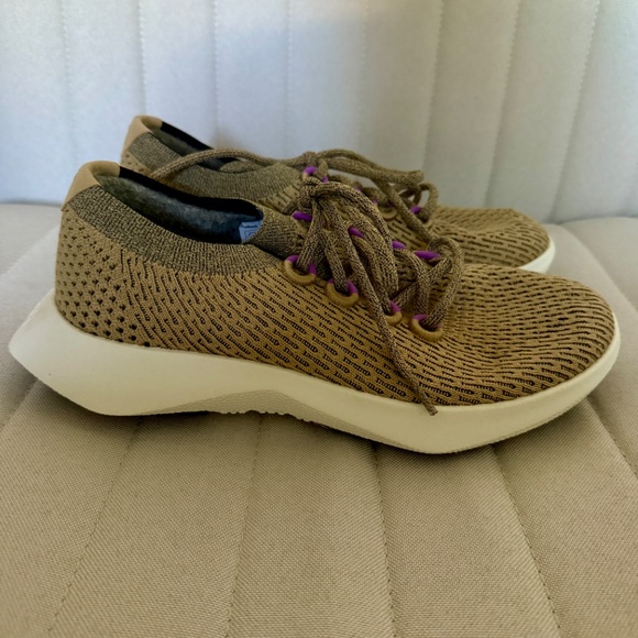ALLBIRDS LIMITED EDITION HAZY BEIGE/LUX PURPLE (WHITE SOLE) TREE DASHER 2 - Picture 6 of 8